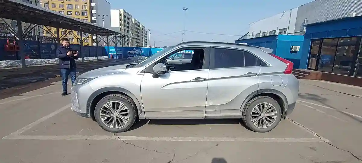 Mitsubishi Eclipse Cross 2019 года за 11 000 000 тг. в Алматы