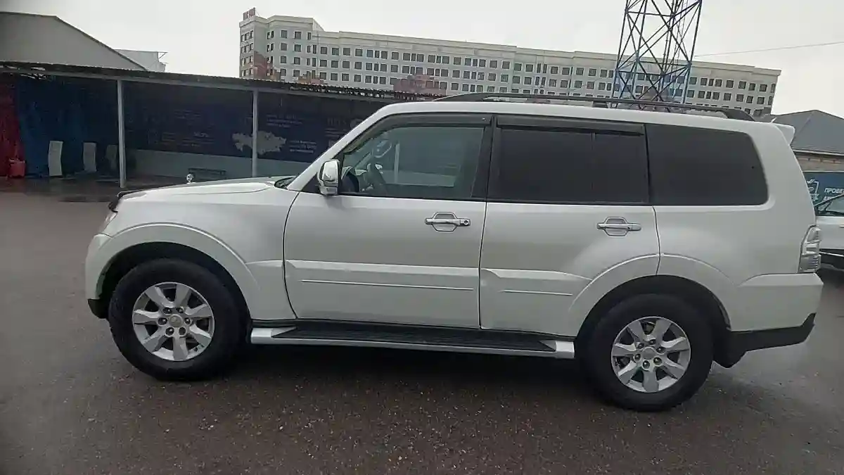 Mitsubishi Pajero 2009 года за 11 750 000 тг. в Шымкент