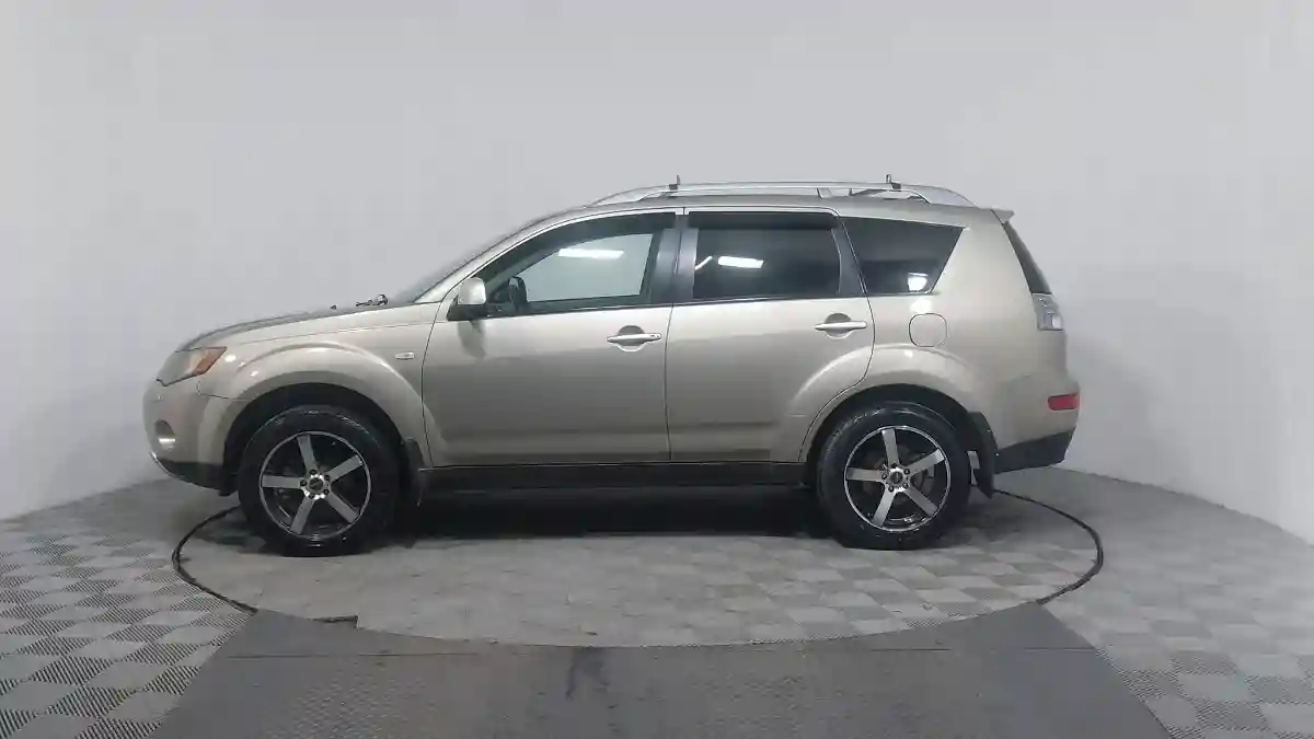 Mitsubishi Outlander 2007 года за 6 290 000 тг. в Астана