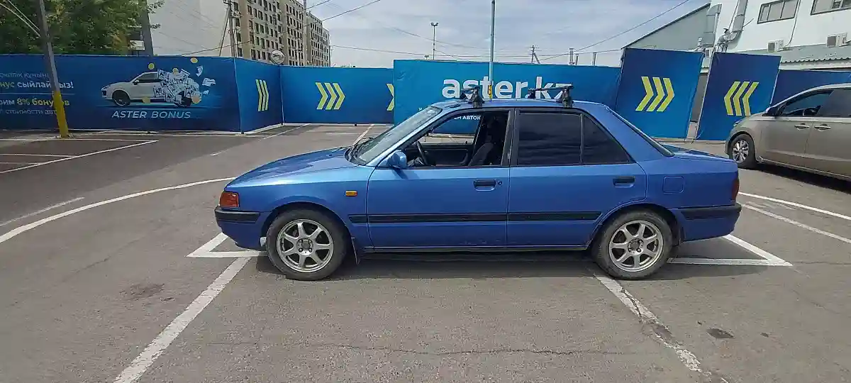 Mazda 323 1993 года за 800 000 тг. в Алматы