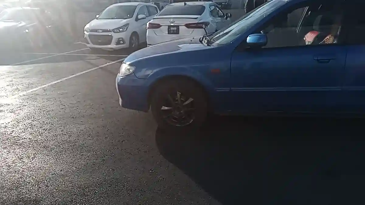 Mazda 323 2002 года за 4 500 000 тг. в Астана