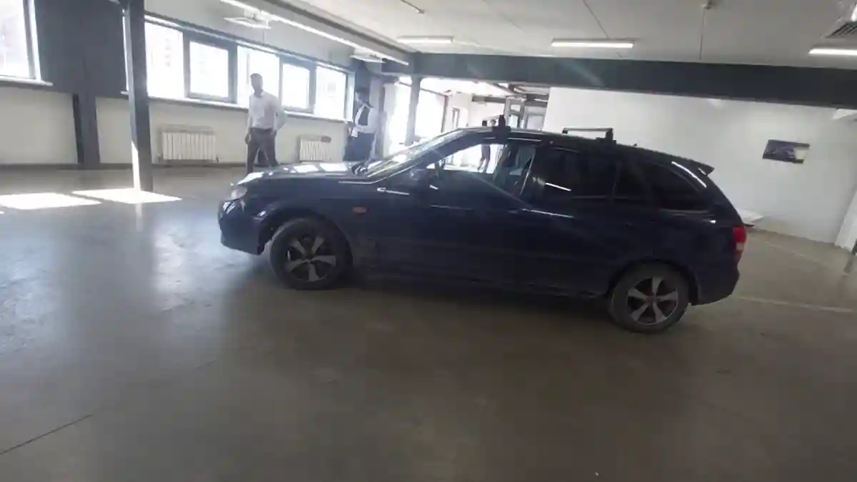 Mazda 323 2002 года за 2 500 000 тг. в Астана