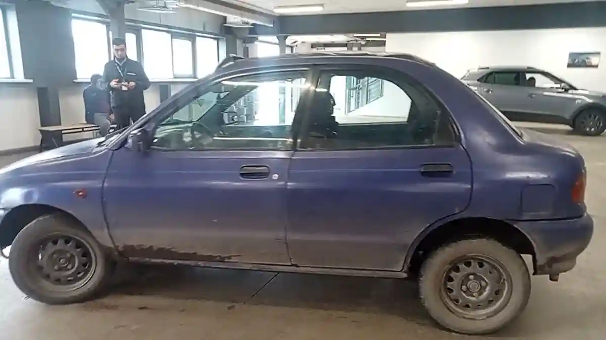Mazda 121 1994 года за 800 000 тг. в Астана