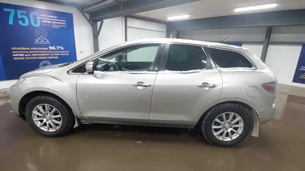 Mazda CX-7 2008 года за 4 000 000 тг. в Астана