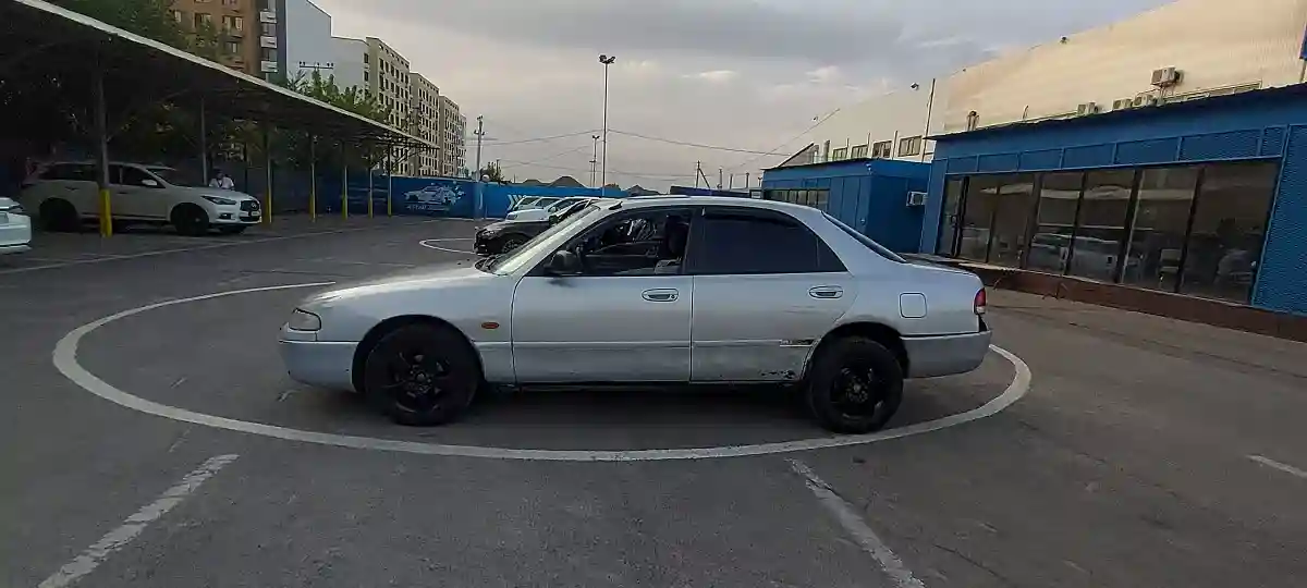 Mazda 626 1992 года за 900 000 тг. в Алматы