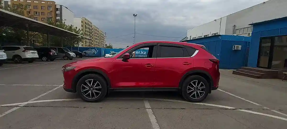 Mazda CX-5 2018 года за 10 000 000 тг. в Алматы