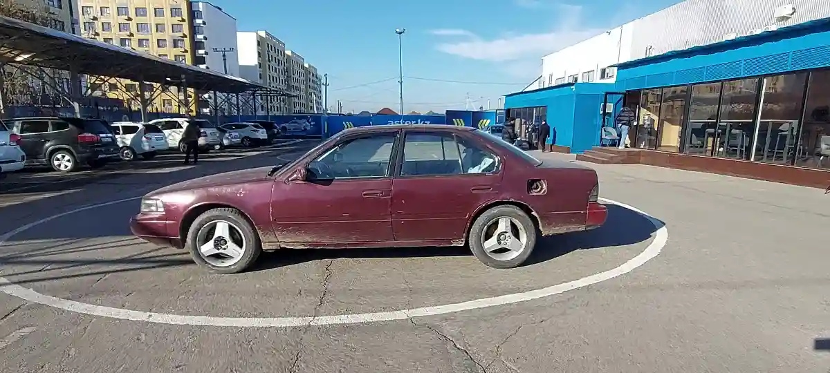 Nissan Maxima 1990 года за 500 000 тг. в Алматы