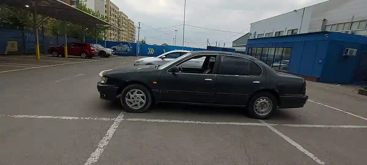 Nissan Maxima 1995 года за 1 000 000 тг. в Алматы