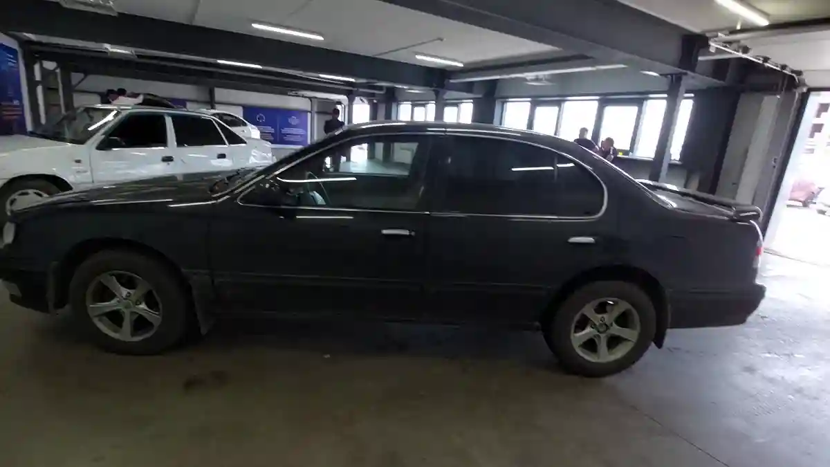 Nissan Maxima 1995 года за 1 300 000 тг. в Астана