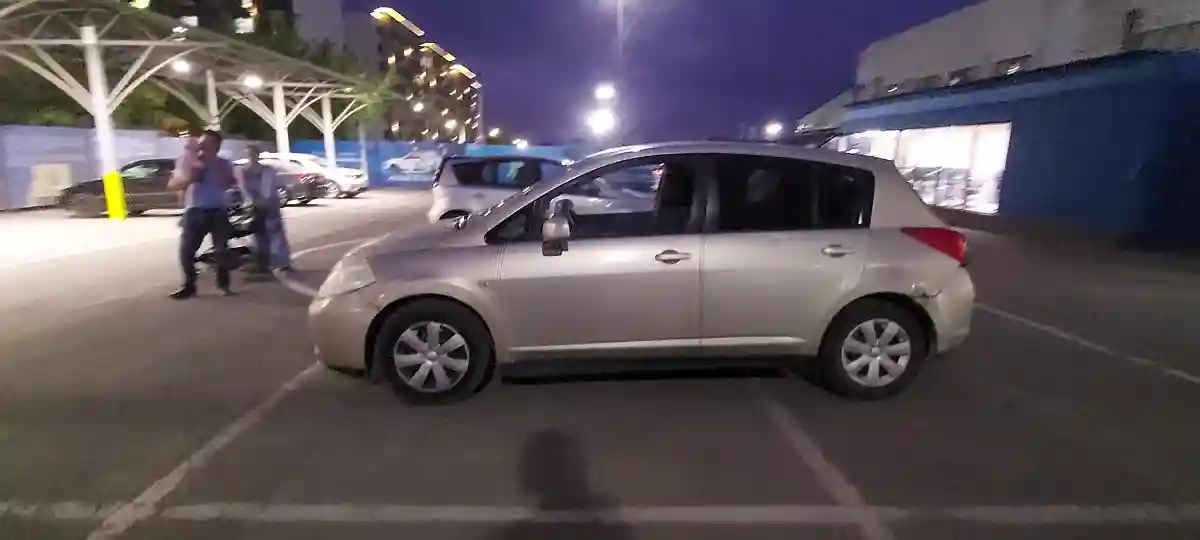 Nissan Tiida 2006 года за 3 500 000 тг. в Алматы