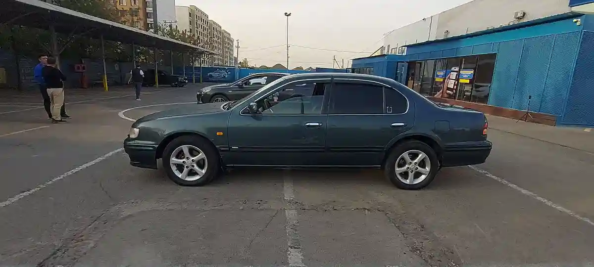 Nissan Maxima 1996 года за 1 200 000 тг. в Алматы