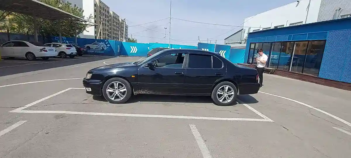 Nissan Maxima 1996 года за 1 000 000 тг. в Алматы