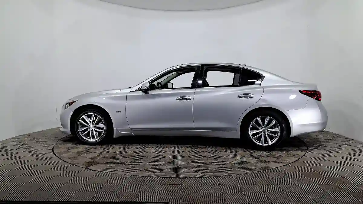 Infiniti Q50 2016 года за 6 790 000 тг. в Астана