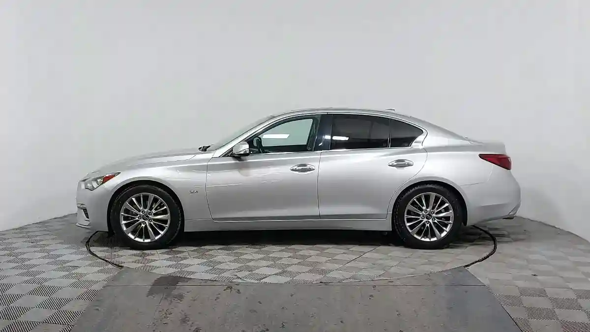 Infiniti Q50 2020 года за 12 190 000 тг. в Астана