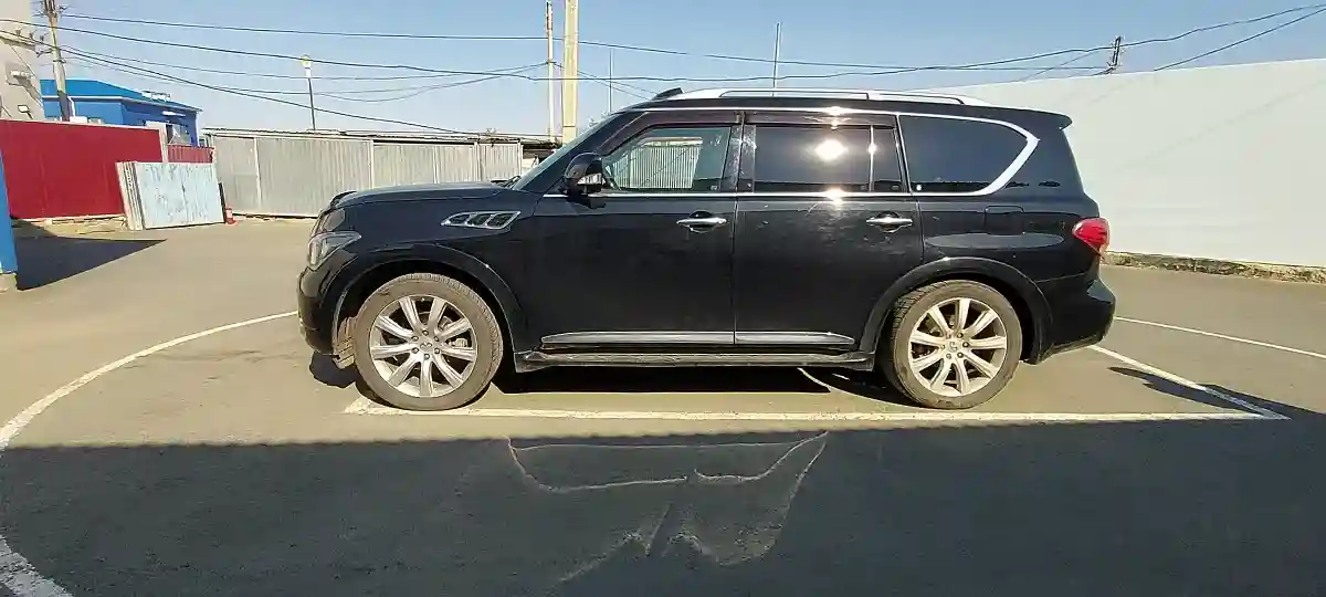 Infiniti QX56 2010 года за 11 500 000 тг. в Атырау