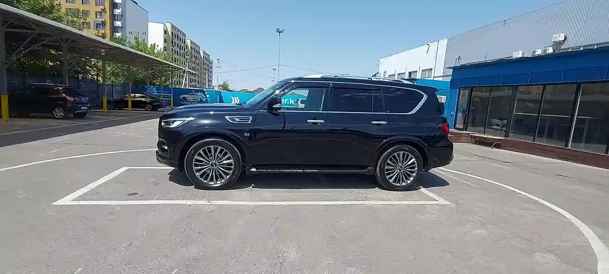 Infiniti QX80 2019 года за 21 000 000 тг. в Алматы