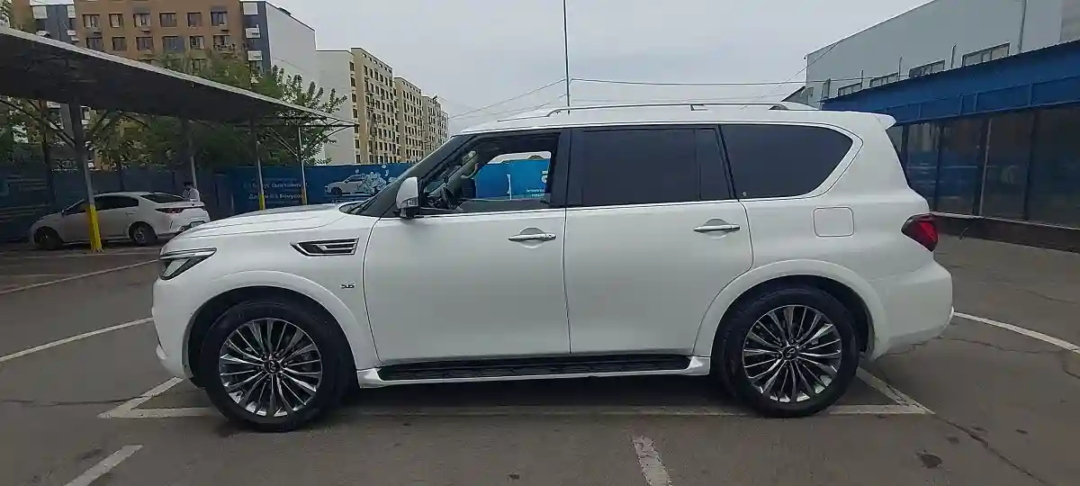Infiniti QX80 2020 года за 20 000 000 тг. в Алматы
