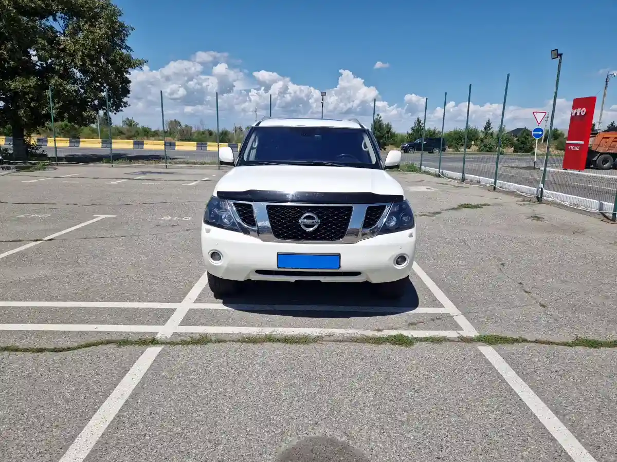 Nissan Patrol 2011 года за 9 150 000 тг. в Талдыкорган