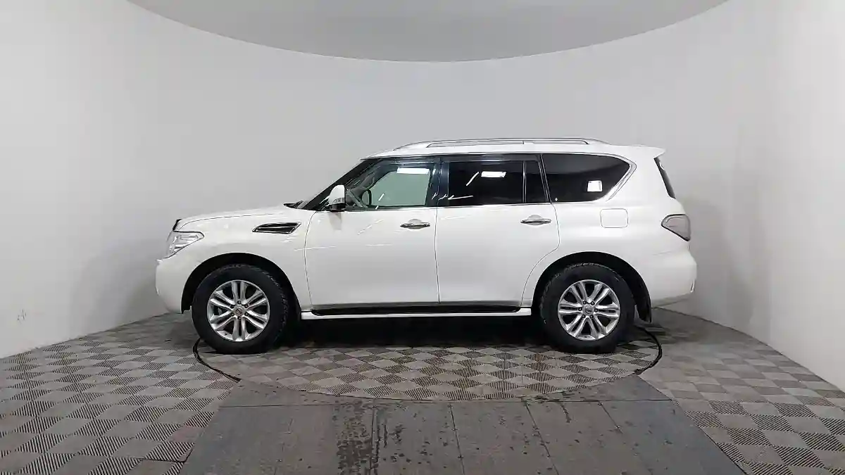 Nissan Patrol 2012 года за 11 350 000 тг. в Астана