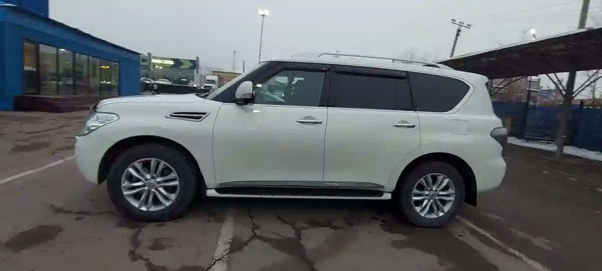 Nissan Patrol 2013 года за 13 000 000 тг. в Алматы