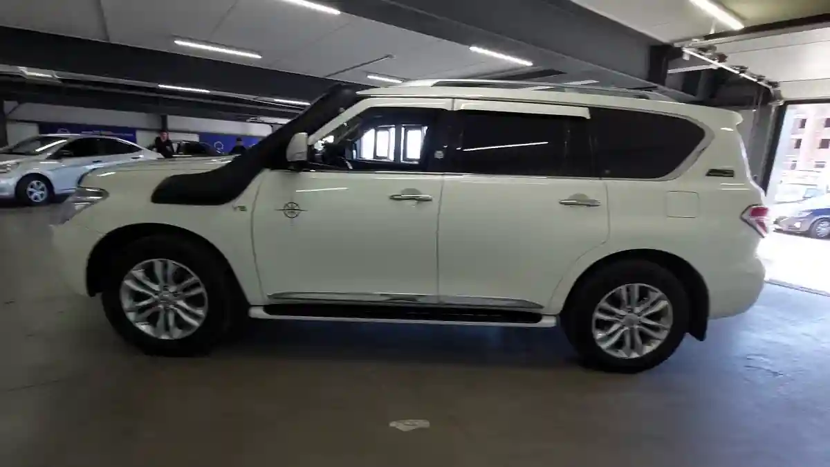 Nissan Patrol 2013 года за 15 000 000 тг. в Астана