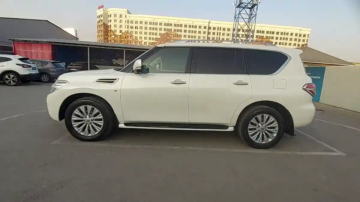 Nissan Patrol 2014 года за 15 000 000 тг. в Шымкент