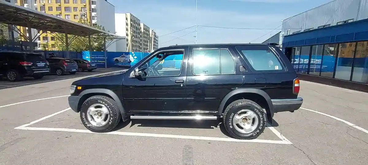 Nissan Pathfinder 1998 года за 3 000 000 тг. в Алматы