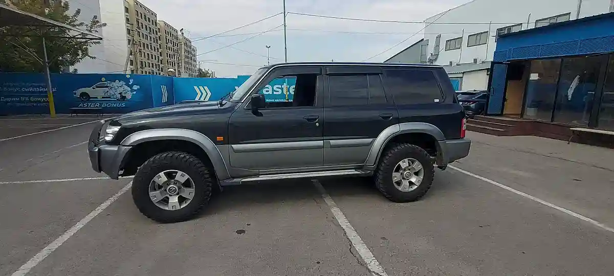 Nissan Patrol 2004 года за 11 800 000 тг. в Алматы
