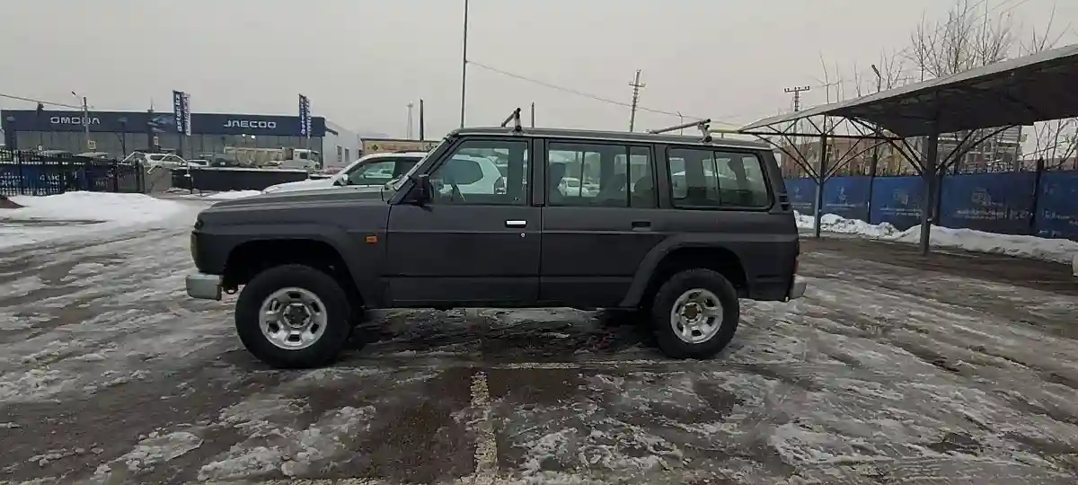 Nissan Patrol 1996 года за 2 500 000 тг. в Алматы