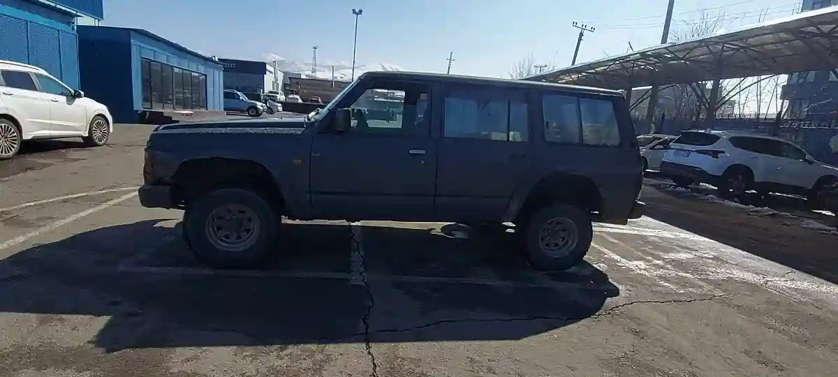 Nissan Patrol 1994 года за 2 500 000 тг. в Алматы