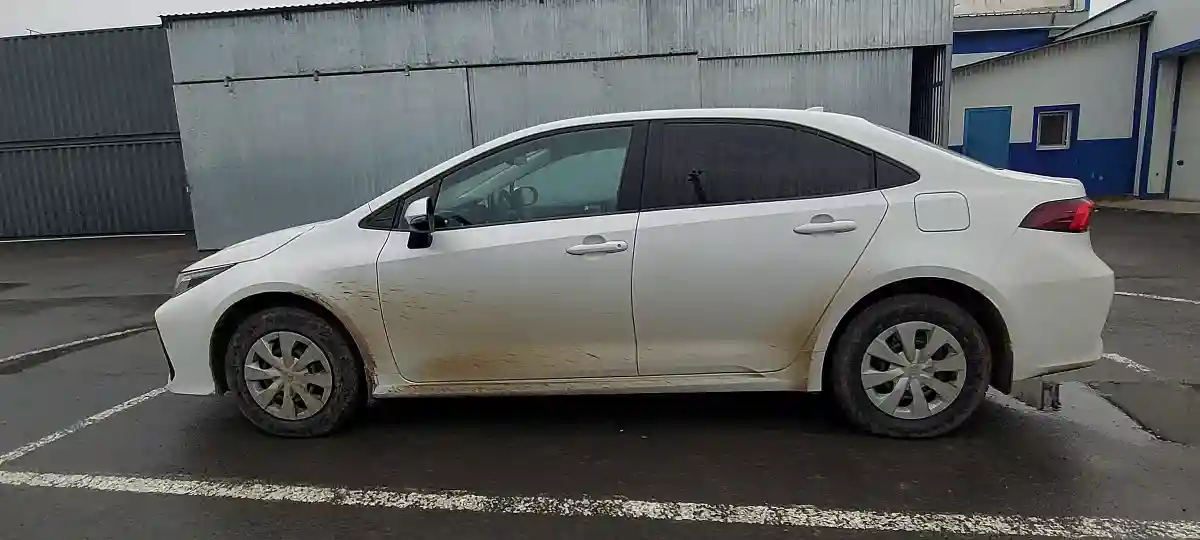 Nissan Quest 2014 года за 14 000 000 тг. в Атырау