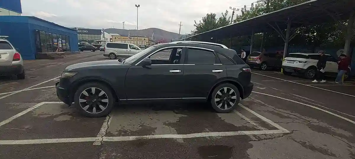 Infiniti FX 2005 года за 4 000 000 тг. в Алматы