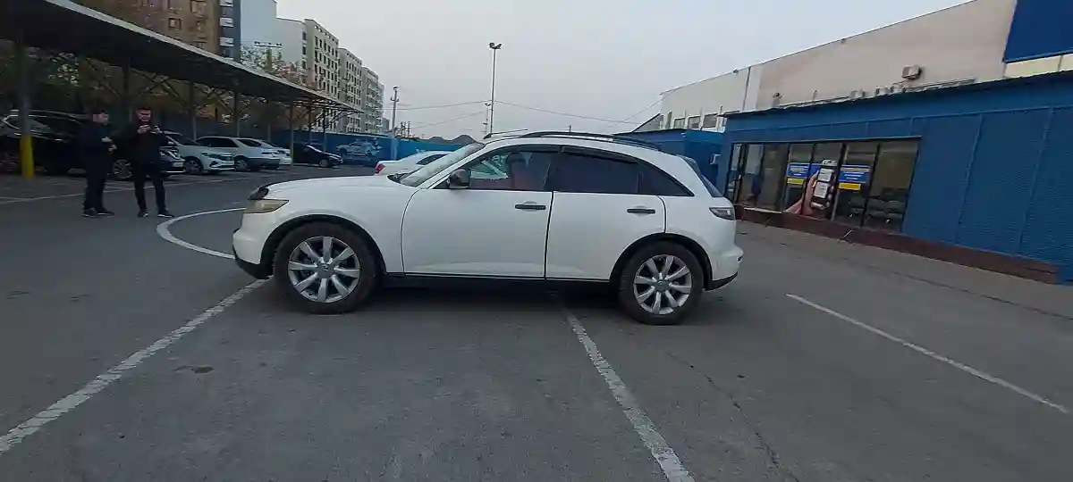 Infiniti FX 2005 года за 5 000 000 тг. в Алматы