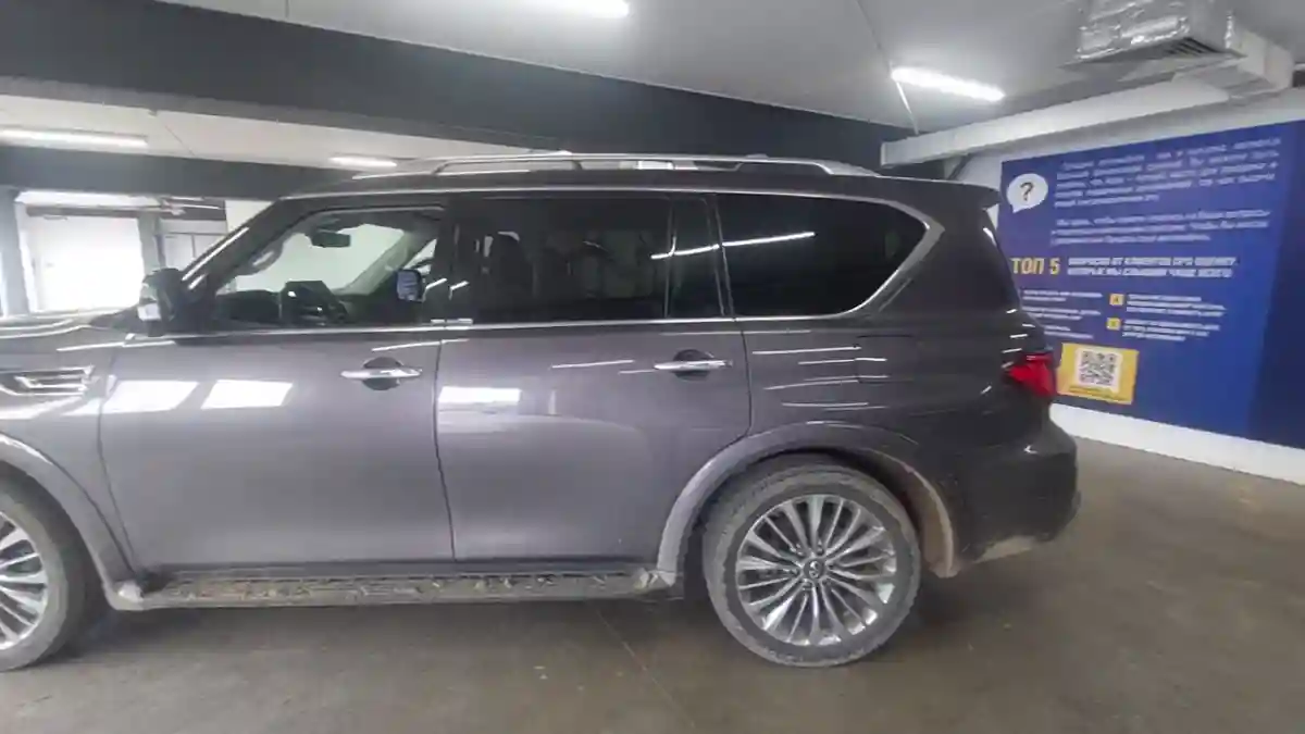 Infiniti QX80 2022 года за 32 000 000 тг. в Астана