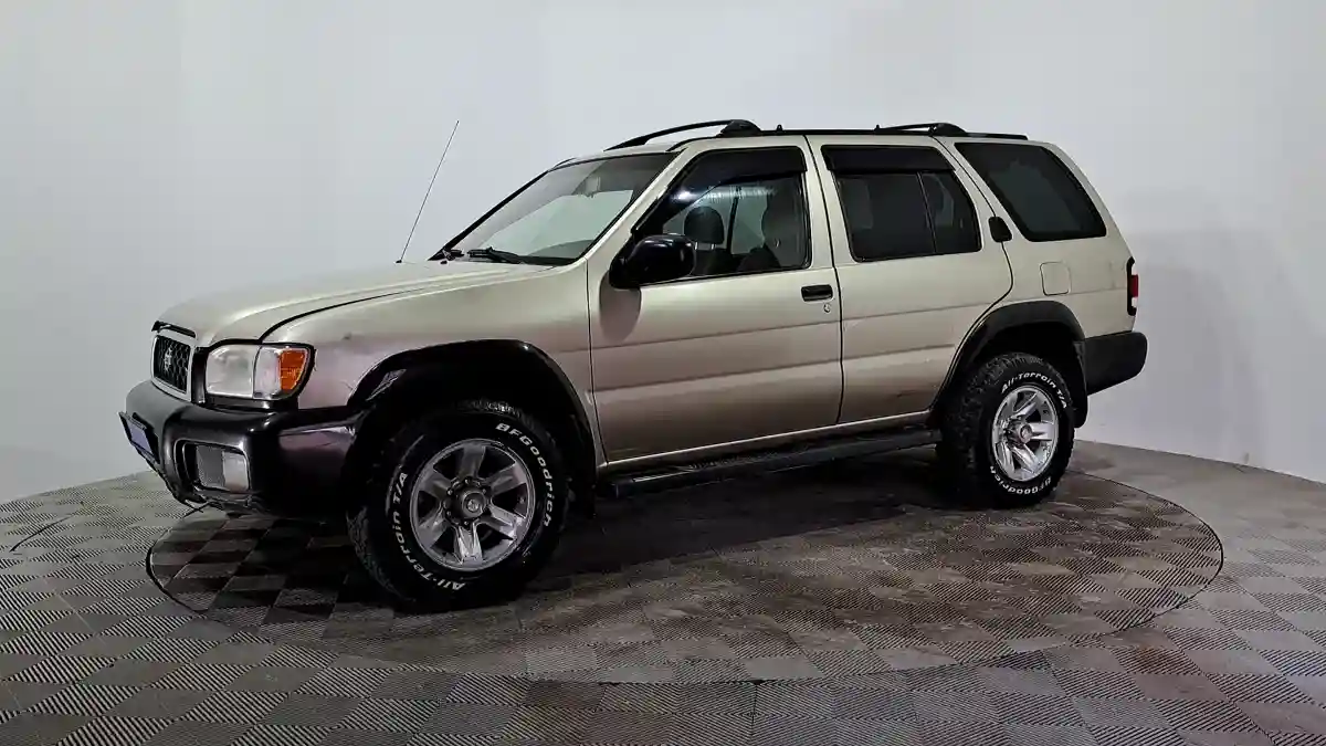 Nissan Pathfinder 2002 года за 2 590 000 тг. в Астана