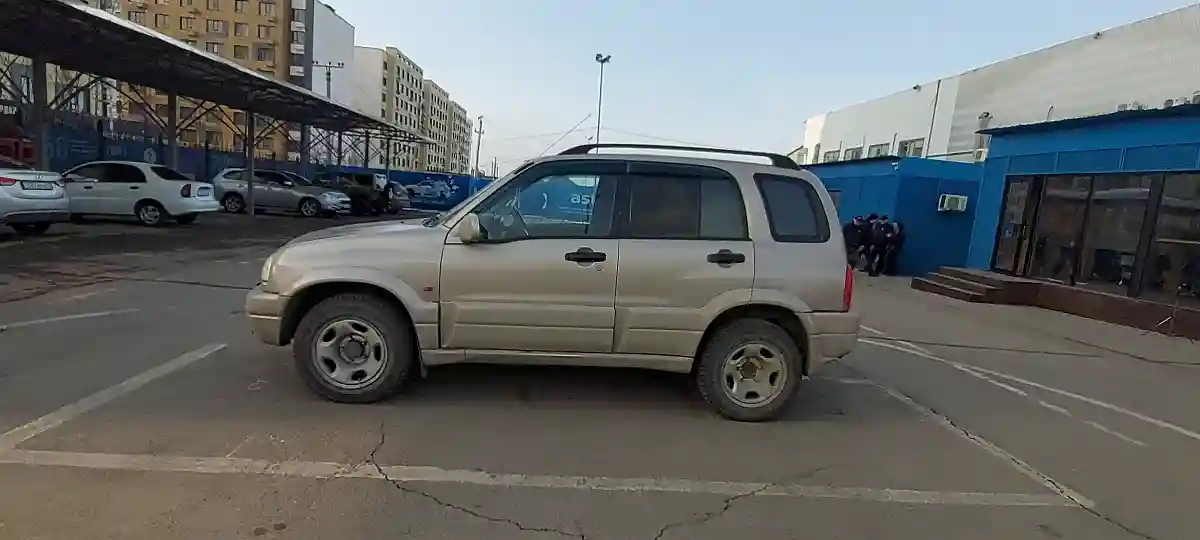 Suzuki Grand Vitara 2003 года за 3 500 000 тг. в Алматы