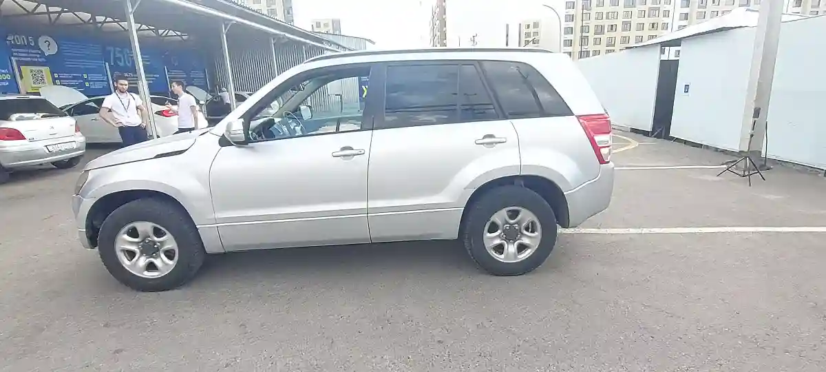 Suzuki Grand Vitara 2010 года за 5 500 000 тг. в Алматы