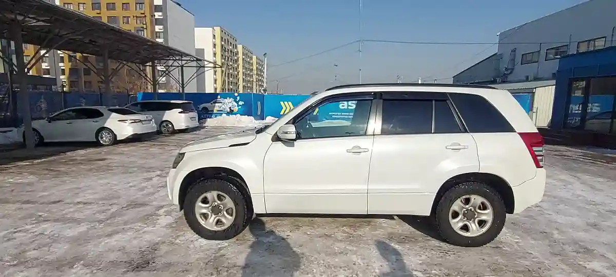 Suzuki Grand Vitara 2011 года за 7 000 000 тг. в Алматы