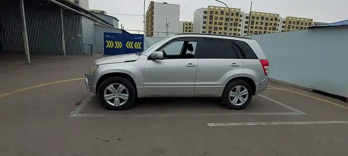 Suzuki Grand Vitara 2011 года за 7 000 000 тг. в Алматы