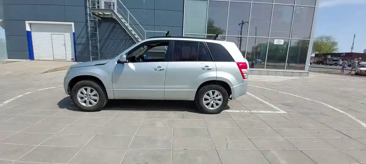 Suzuki Grand Vitara 2011 года за 5 500 000 тг. в Уральск