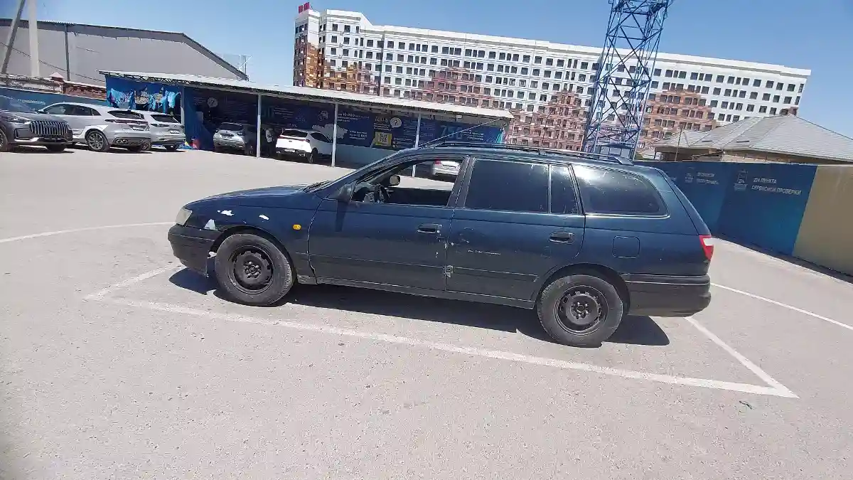 Toyota Carina E 1995 года за 990 000 тг. в Шымкент
