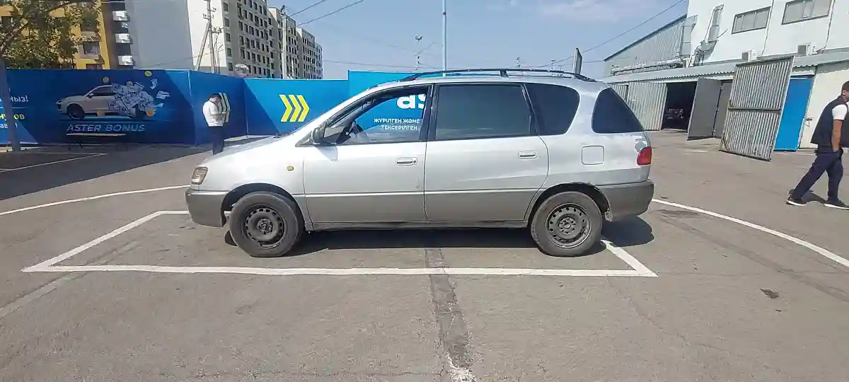 Toyota Picnic 1996 года за 4 000 000 тг. в Алматы