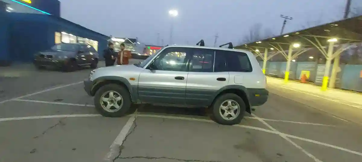 Toyota RAV4 1997 года за 2 500 000 тг. в Алматы