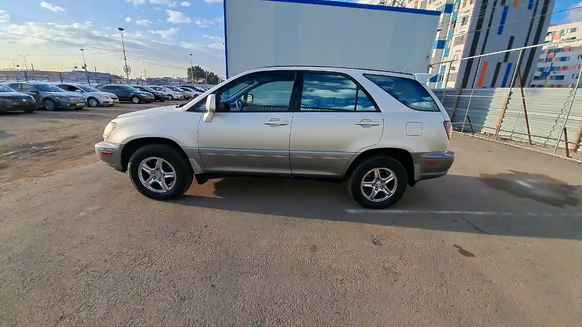 Lexus RX 2000 года за 4 550 000 тг. в Алматы