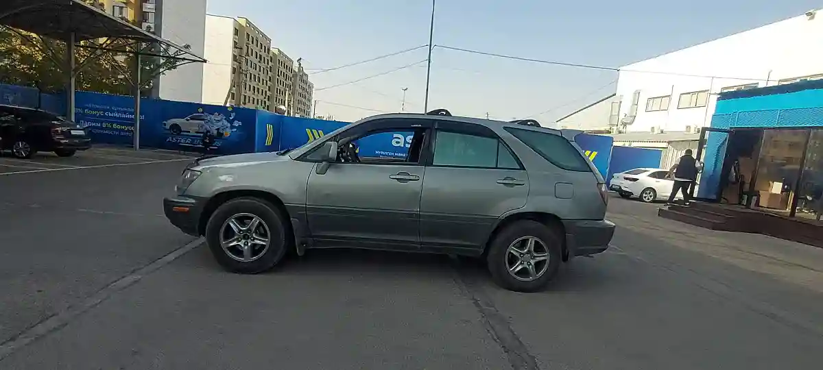 Lexus RX 2000 года за 4 000 000 тг. в Алматы