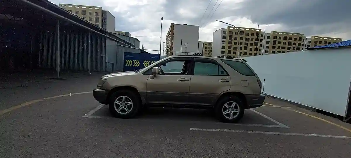 Lexus RX 1999 года за 5 000 000 тг. в Алматы