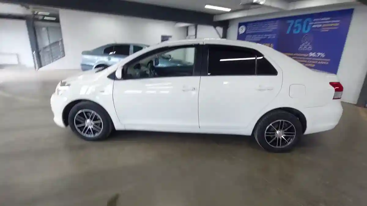 Toyota Yaris 2007 года за 5 000 000 тг. в Астана