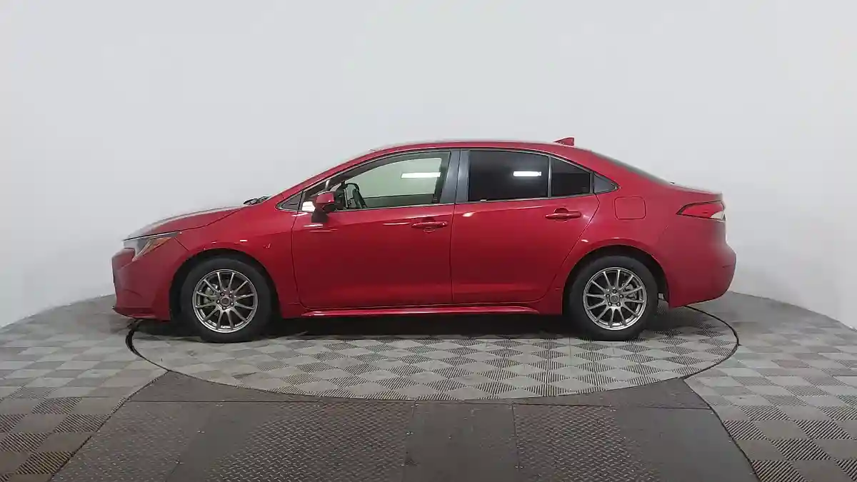 Toyota Corolla 2020 года за 8 750 000 тг. в Астана