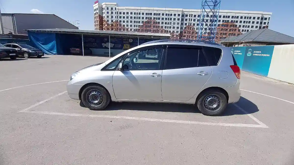 Toyota Corolla Verso 2002 года за 2 890 000 тг. в Шымкент