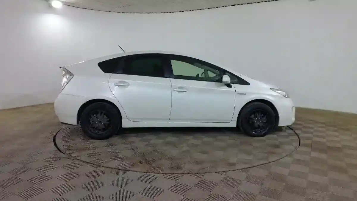 Toyota Prius 2013 года за 6 490 000 тг. в Шымкент